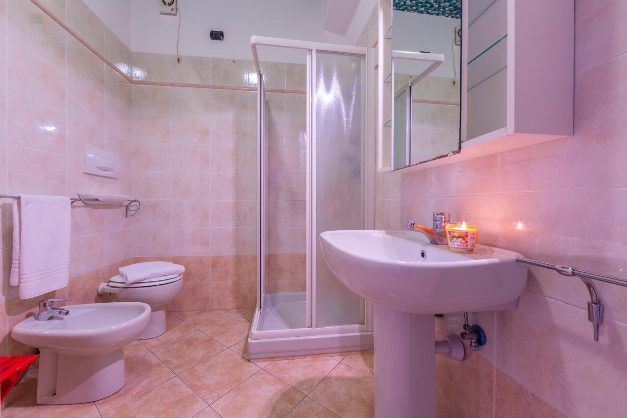 Laigueglia Beach - Happy Rentals Eksteriør billede
